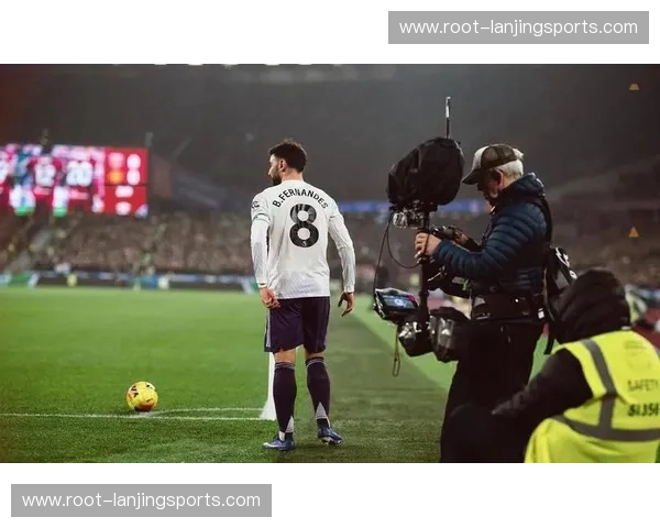 谢什科固定70分钟替补登场 卡里克临场调整偏保守引讨论